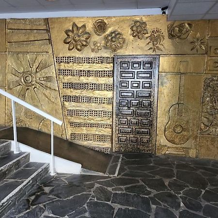Superbe Apartement En Residence Avec Piscine Roses Eksteriør bilde
