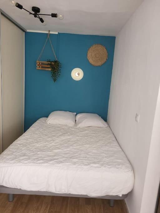 Superbe Apartement En Residence Avec Piscine Roses Eksteriør bilde